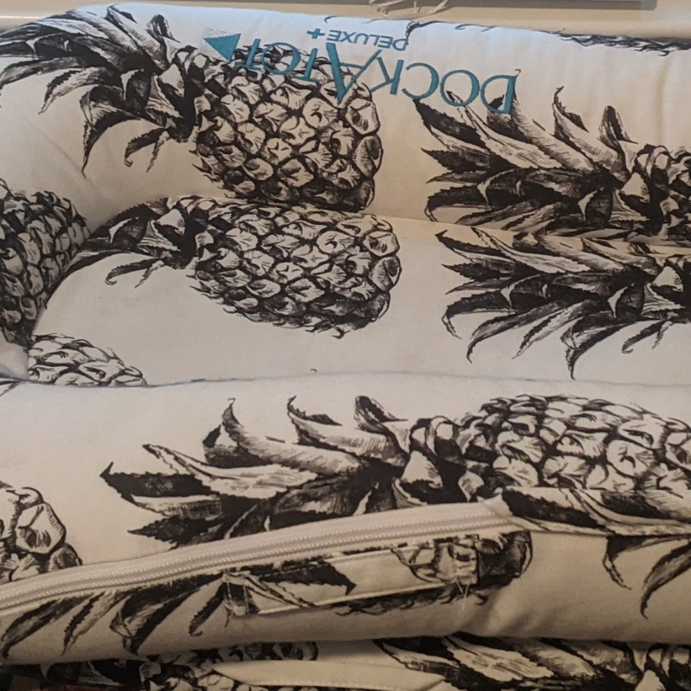 Deluxe DocATot with white and pineapple covers